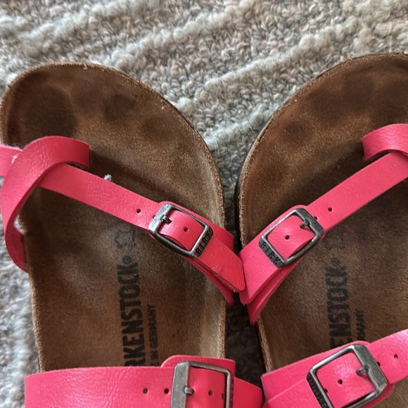 Birkenstock Mayori Fuchsia Hot Pink Faux Leather Sandal 38 - Picture 6 of 6